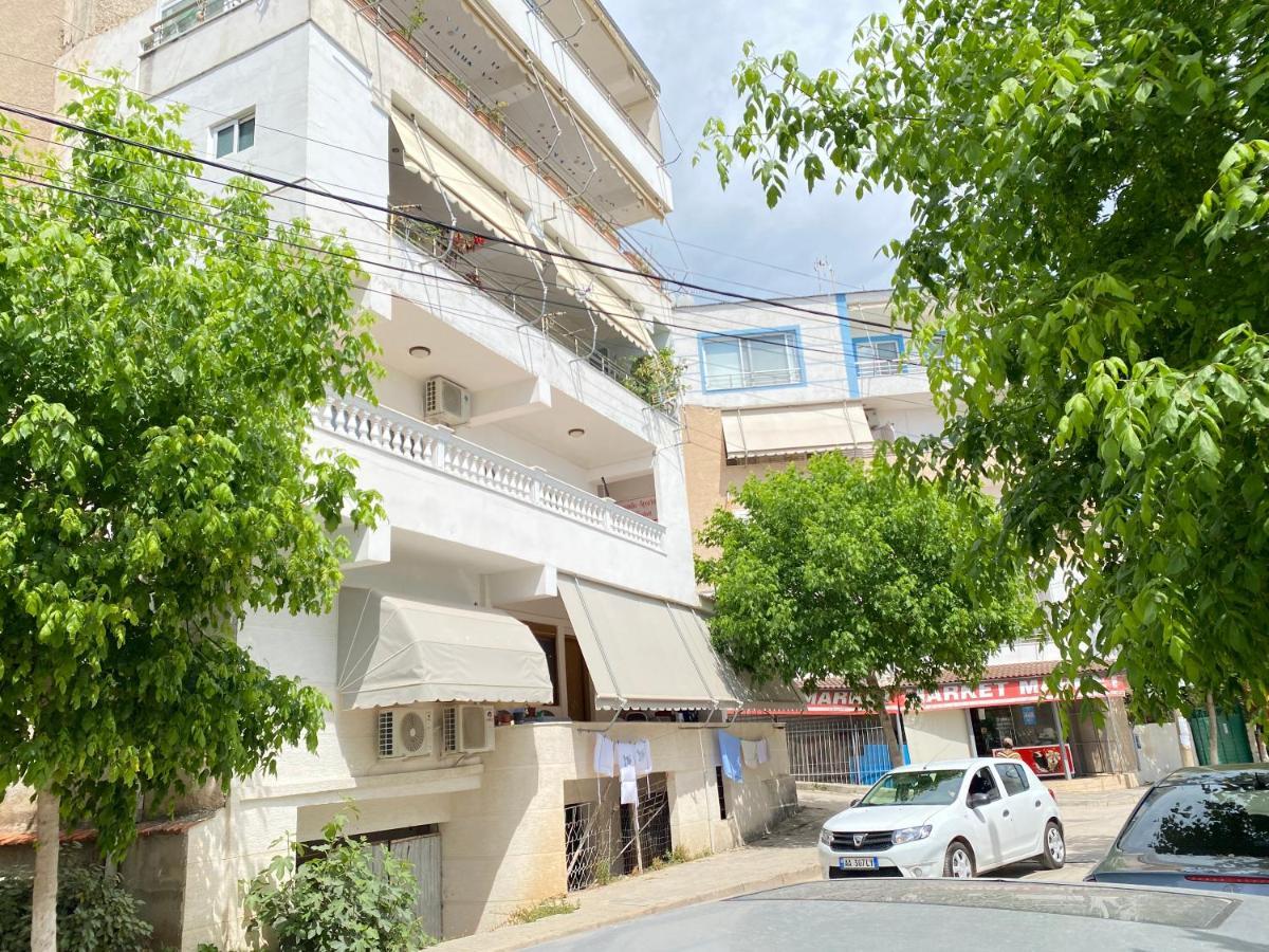 Saranda Apartment Brajan מראה חיצוני תמונה