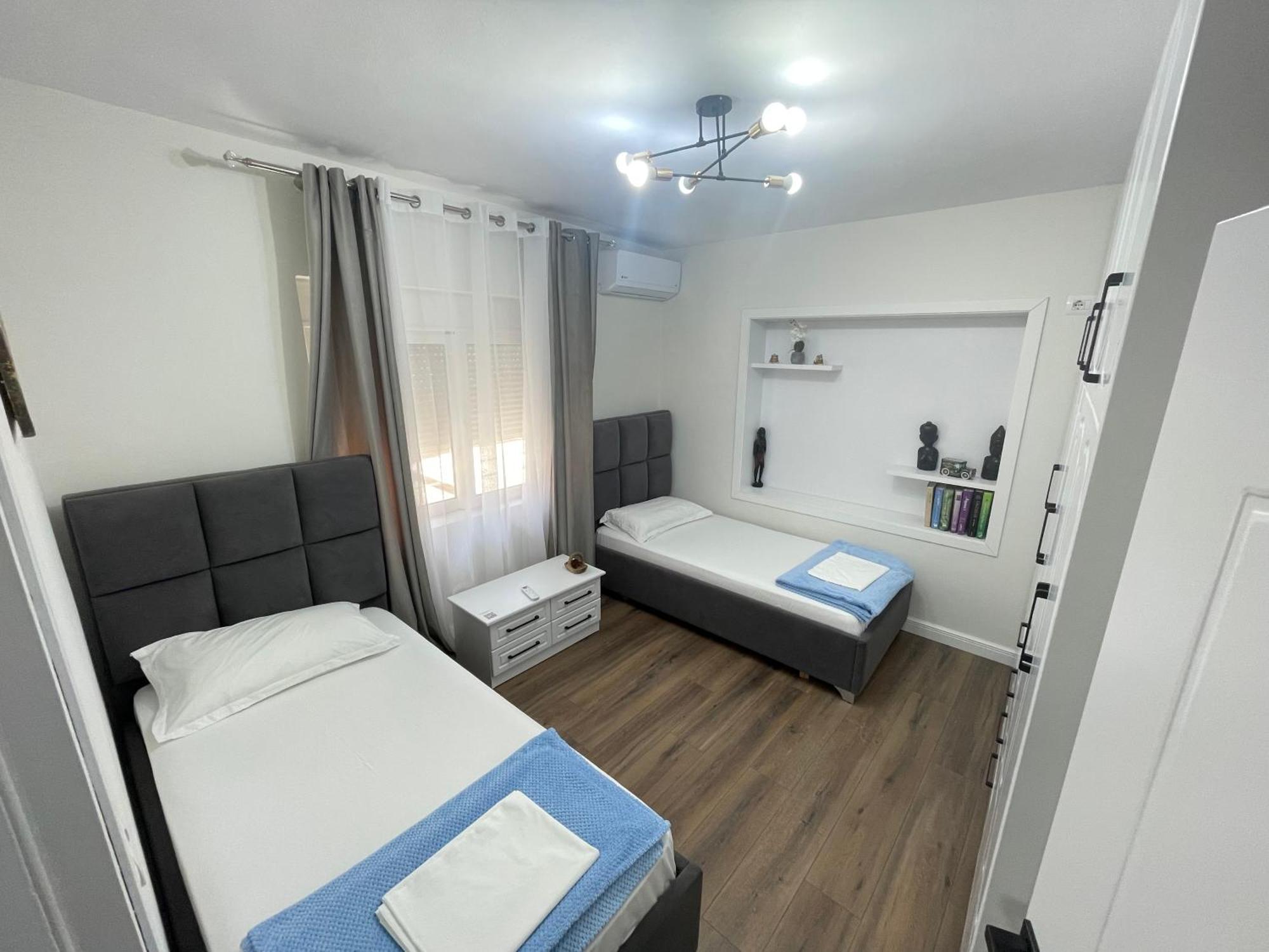 Saranda Apartment Brajan מראה חיצוני תמונה